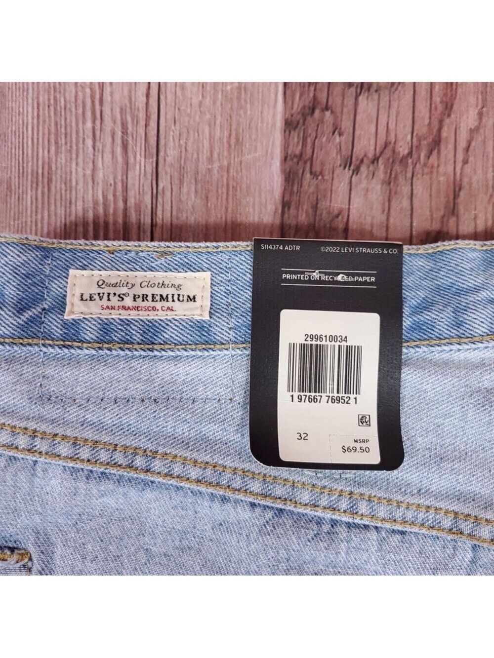 NWT Levis Womens Size 32 501 Rolled Shorts Mid Rise Button Fly Big E Denim Blue - Picture 9 of 16